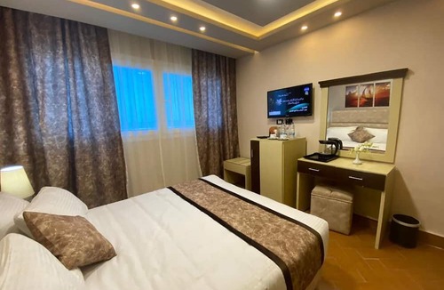Al-Manakh Hotel | Jewel Port Said Hotel