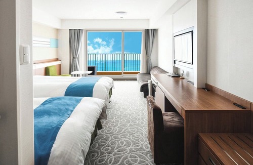 Mihama Hotel | Vessel Hotel Campana Okinawa