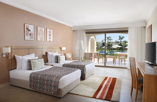 Ain Sokhna Hotel | JAZ Little Venice Golf Resort