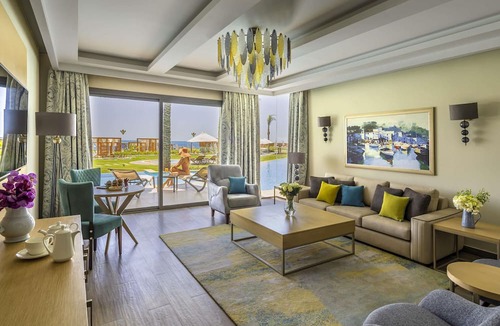 Village Road Hotel | Rixos Premium Magawish Suites and Villas