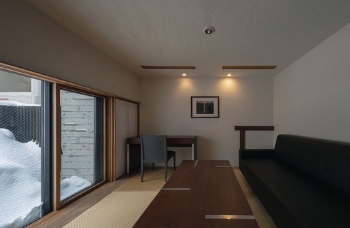 Otaru House | OTARU RETREAT KURAMURE by Onko Chishin