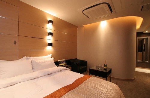 Azabu-Juban Hotel | Hotel The Glanz