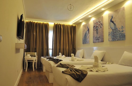 Al Duqqi Hotel | Salma Hotel