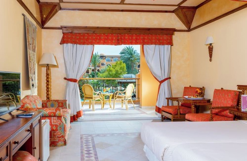Al Mamsha El Seyahi Hotel | The Grand Resort Hurghada