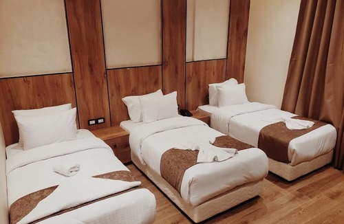 Abdin Hotel | white swan hotel