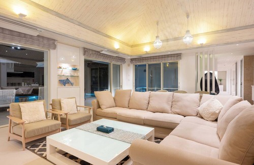 Taketomi-jima Taketomi-cho Villa | Ocean Front Villa Ishigakijima 3