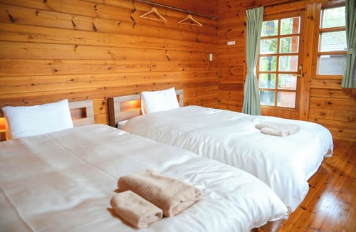 Sakata Cabin | Sakata Log House