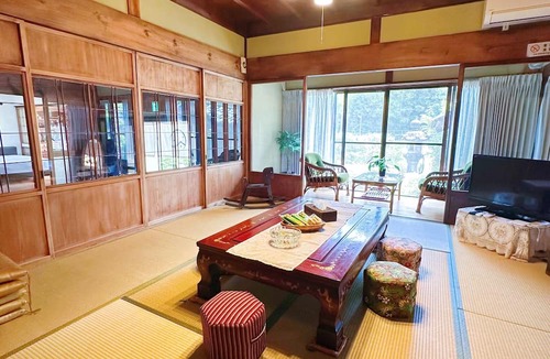 Kani House | Taishonoyado Romantei