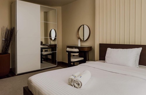 An-Nuzhah Apartment | Xuru Stays I The 3bdr Avant-garde Residence 5 min to Airport