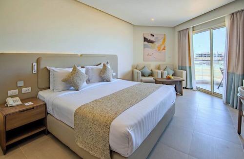 Al Ahyaa Hotel | SUNRISE Alora Aqua Park Resort
