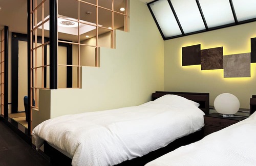 Isahaya Hotel | Rong Hua Grand Hotel