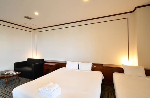 Hiyagon Hotel | Purari