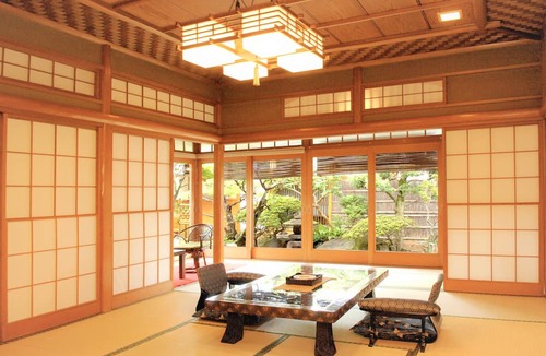 Izu Nagaoka Onsen House | IKONASOU