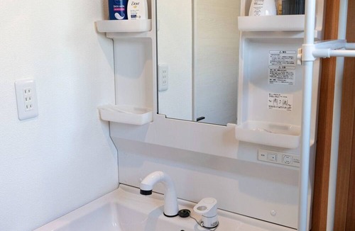 Numata House | A onestory 2LDK with a full kitchen perfect for f /Numata Gunma