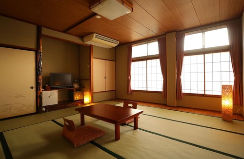Mishima House | Mizutoyasuragi no Yado Ichinose