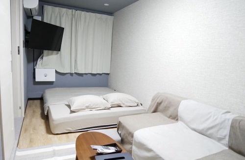 Amami House | HOODRoom 102 3 person plan / Amami Kagoshima