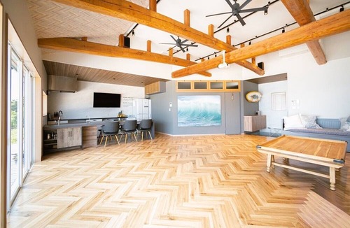 Shiga Prefecture House | Rip stick