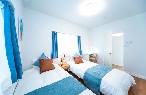Kuwana House | Accommodates 9 people pets allowed 5 minutes to / Kuwana Mie