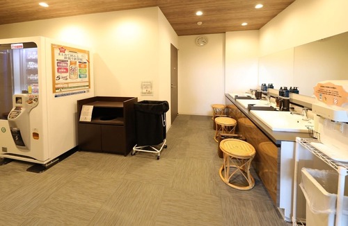 Kashiwa House | Superior Twin Nonsmoking vs|StandardRoom on / Kashiwa Chiba