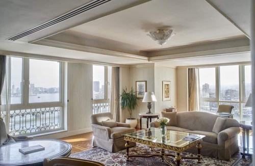 Oula Hotel | Four Seasons Hotel Cairo at First Residence