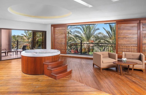 Al-'Amriyah Resort | Hilton Alexandria King's Ranch