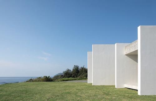 Tatsugo House | Beyond the Sea