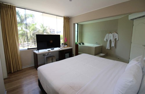 La Estancia Hotel | Palmetto Hotel Business La Perla