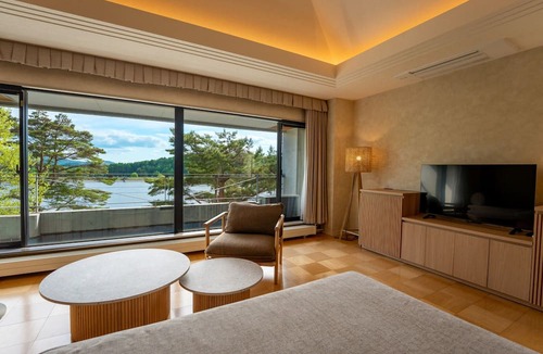 Tateshina Hotel | TATESHINA LAKE RESORT