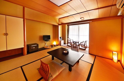 Miyoshi House | Sunriver Oboke