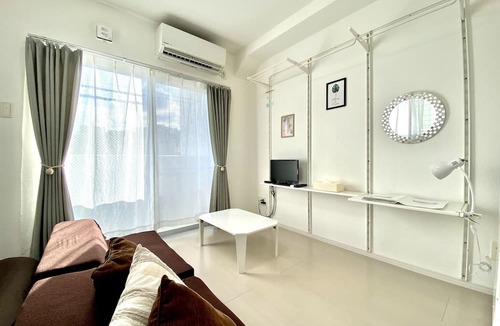 Naha Apartment | Oroku stn 700m 2F No elevator Parking/Naha Okinawa
