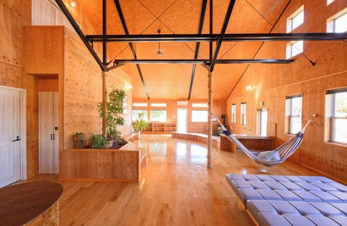 Yokoshibahikari Cottage | Nanja Monja