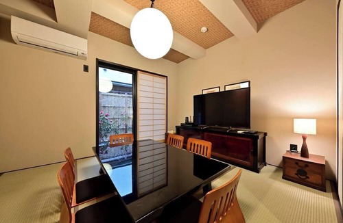Nishijin Apartment | Superior Villa