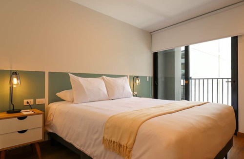 Leuro Apartment | w* | Group-Friendly 3BR w/Balcony in Miraflores