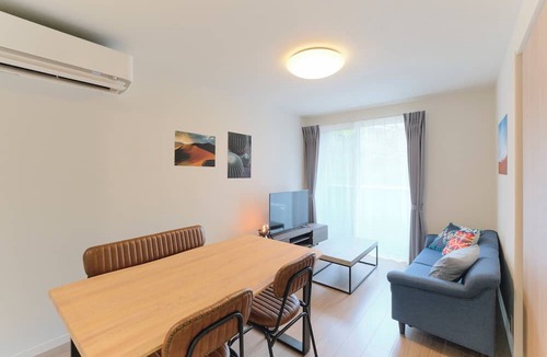 Shimokitazawa Apartment | Victoria Shimokitazawa by Tranova