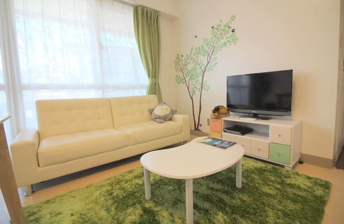 Yamachi Apartment | Spacious 2LDK Totoro House Passenger car renta/Okinawa Okinawa