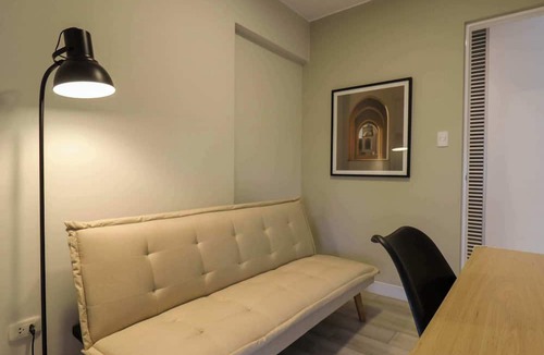 Santa Cruz Apartment | w* | Charming 2BR with Balcony in Miraflores