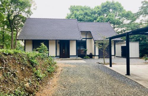 Genkai-cho House | この森の梵が謳に聞こえるまで - morisoyo - 森をまるごと,自由に過ごす一棟宿