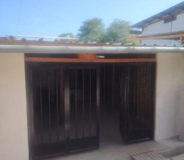 Los Pinos House | Casa Berenice