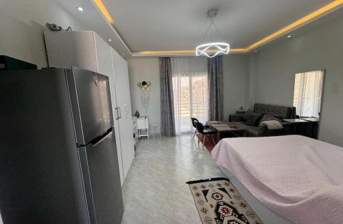 Sahl Hasheeh Apartment | Pool View Studio Panorama View Resort