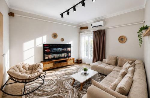Heliopolis Apartment | Garden Retreat 2BR in Heliopolis Balcony &Garden