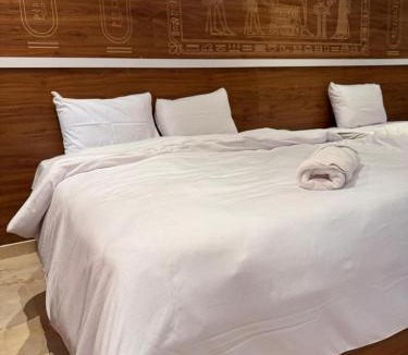 Giza Hotel | Villa Hathor pyramids view