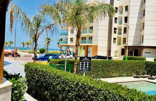 Al-Manasrah Apartment | شاليه بانوراما صف اول بحر شاليه السفينه