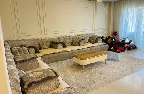 Al-Khalifa Apartment | تنورنا