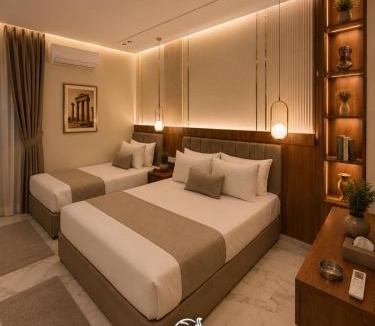 Qasr an-Nil Hotel | TUT Cairo Hotel Talaat Harb