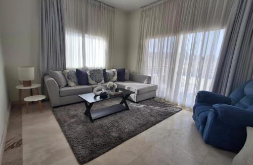 Al-Khalifa House | Private Pool 5BR Villa at Celesta Hills with Golf Views