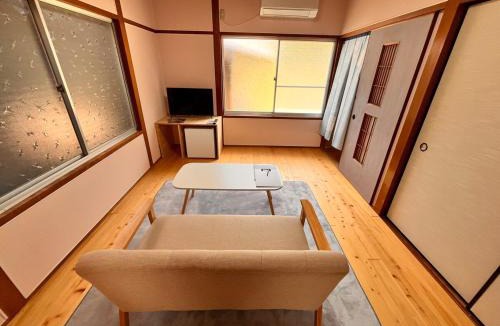 Ozu Villa | 城下の宿庵