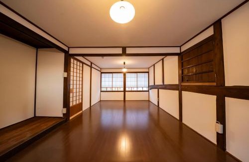 Mugi Hotel | 青木邸