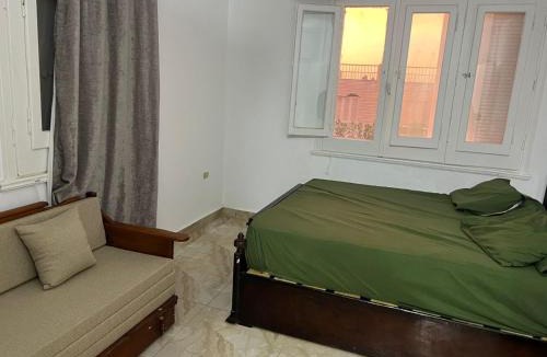 Borg el Arab Ski Chalet | villa with private garden and roof 3rd row from the sea in reveira beach village 59km