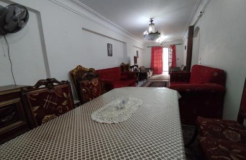 Al-Muntazah Apartment | Seafront 2R1B in 'Palace of Peace' Tower