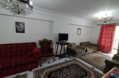 Al-Muntazah Apartment | Seafront 2R1B in 'Palace of Peace' Tower